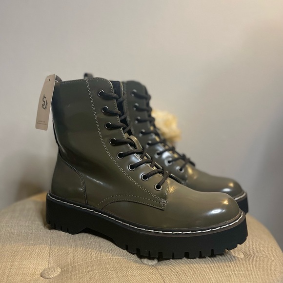 Sincerely Jules “Harley” Combat Boots - Sizes: 8.5 - Picture 4 of 12